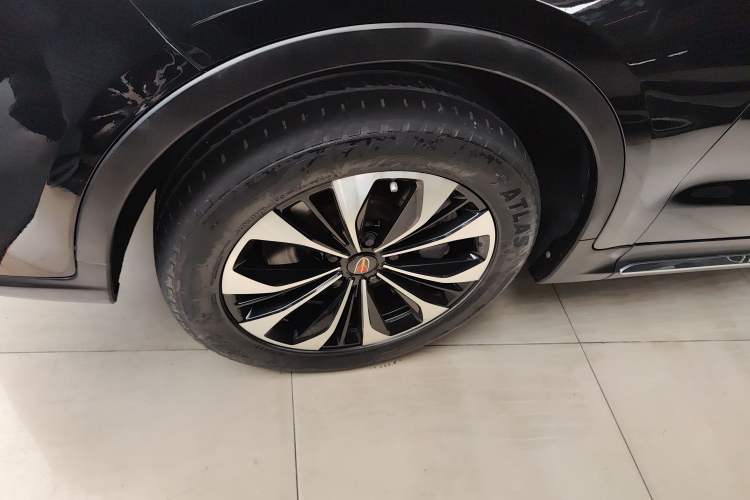 Used Hongqi HS7 2021 2.0T DCT Two-Wheel Drive Smart Connect Flagship Edition Left Front Wheel Hub
