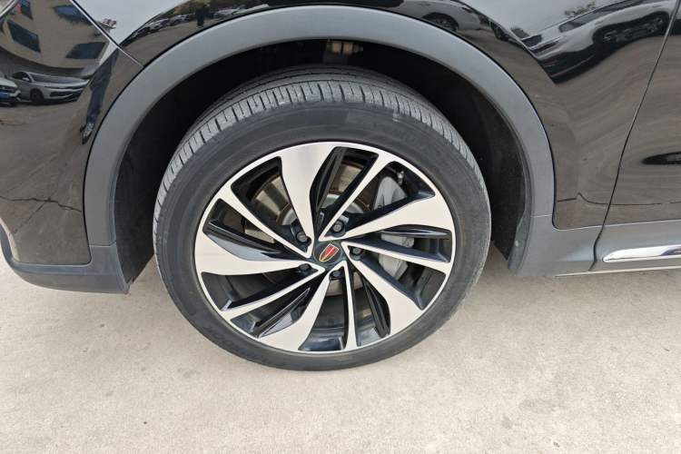 Used Hongqi HS7 2021 2.0T DCT Two-Wheel Drive Smart Connect Flagship Edition Left Front Wheel Hub