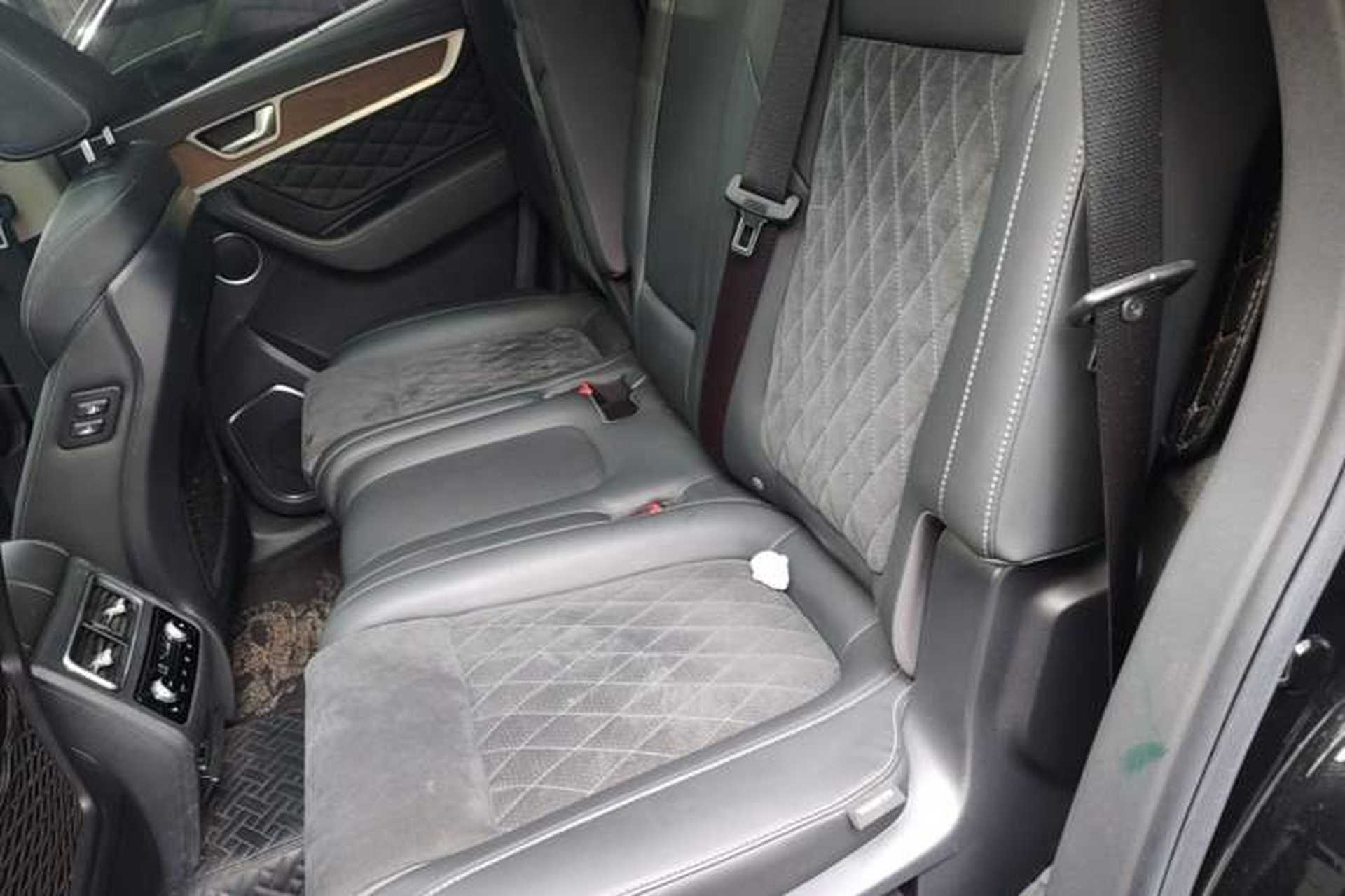 Used Hongqi HS7 2021 2.0T DCT Two-Wheel Drive Smart Connect Flagship Edition Left Rear Seat