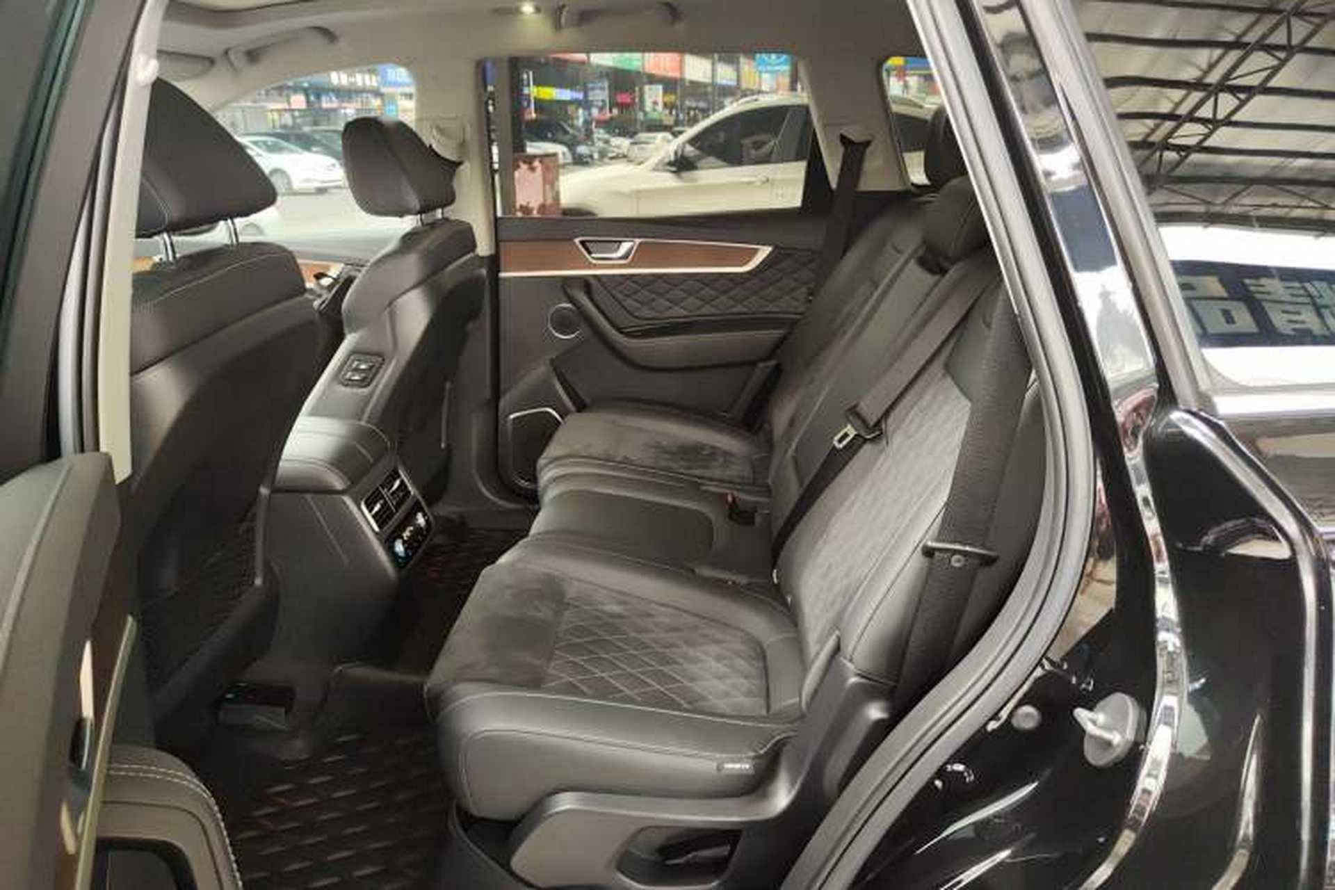 Used Hongqi HS7 2021 2.0T DCT Two-Wheel Drive Smart Connect Flagship Edition Left Rear Seat