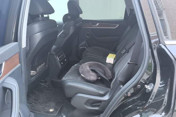 Used Hongqi HS7 2021 2.0T DCT Two-Wheel Drive Smart Connect Flagship Edition Left Rear Seat