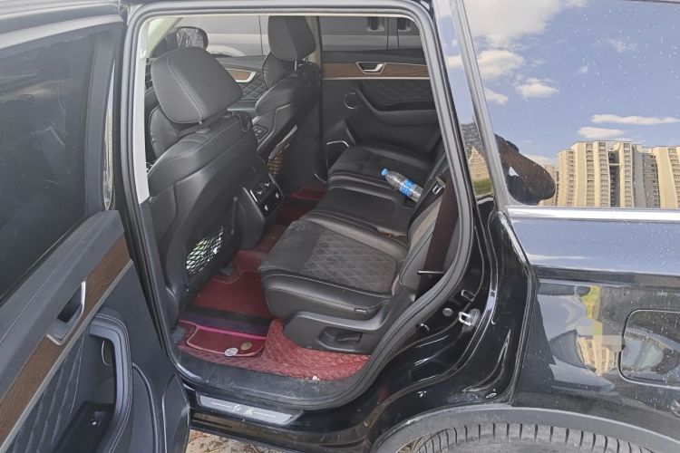 Used Hongqi HS7 2021 2.0T DCT Two-Wheel Drive Smart Connect Flagship Edition Left Rear Seat