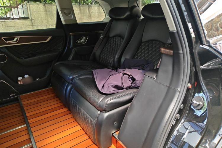 Used Hongqi HS7 2021 3.0T Automatic All-Wheel Drive Smart Connect Flagship Edition Left Rear Seat
