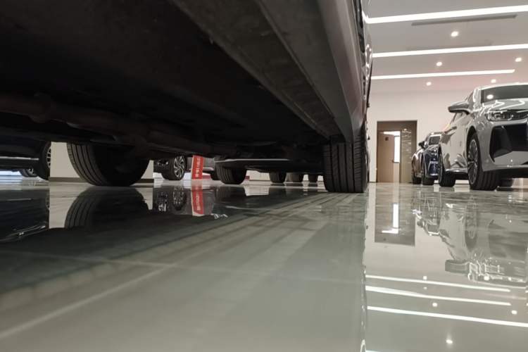 Used Hongqi HS7 2021 2.0T DCT Two-Wheel Drive Smart Connect Flagship Edition Left Side Sill