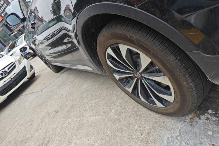 Used Hongqi HS7 2021 3.0T Automatic All-Wheel Drive Smart Connect Flagship Edition Left Side Sill