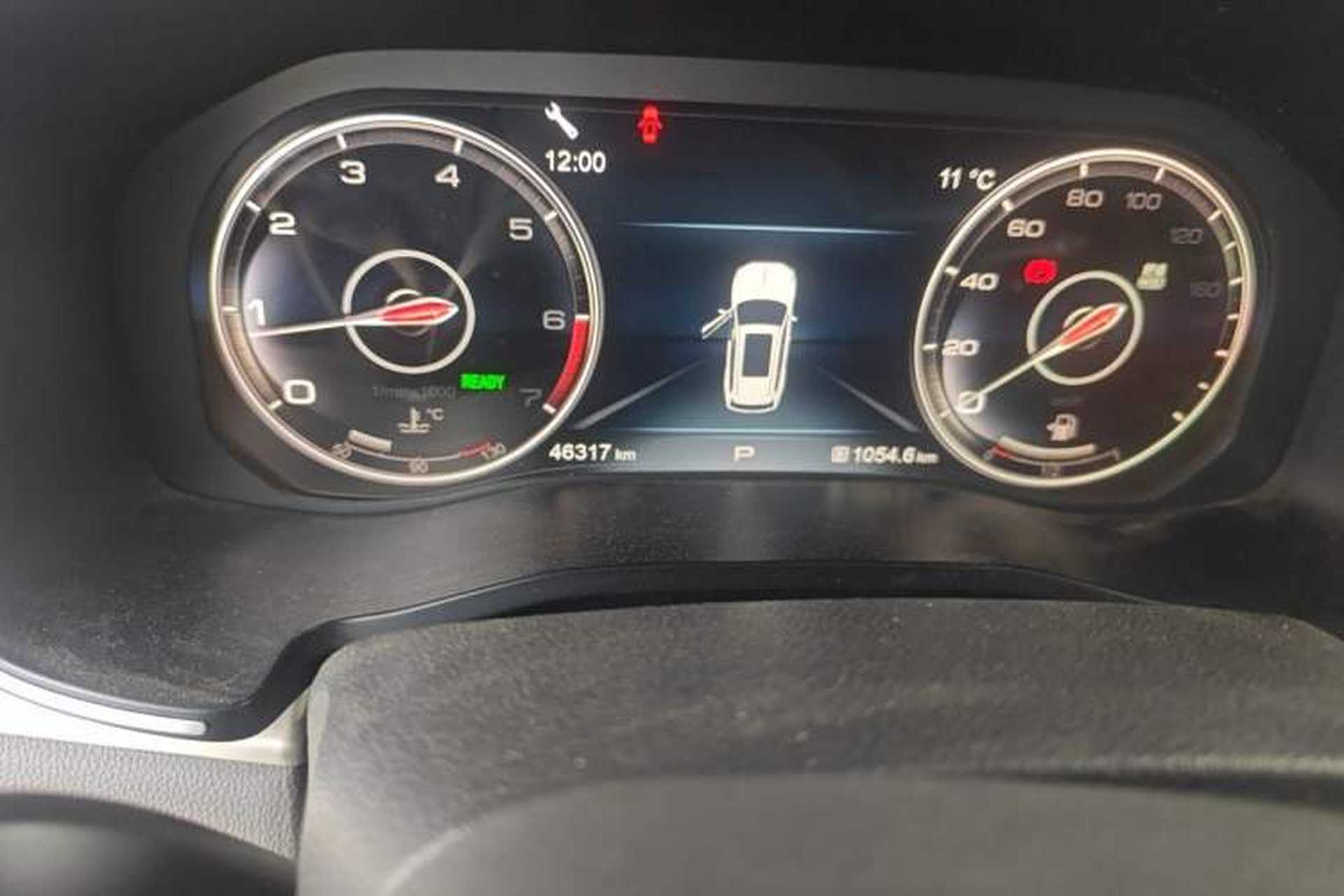 Used Hongqi HS7 2021 2.0T DCT Two-Wheel Drive Smart Connect Flagship Edition Odometer Close Up