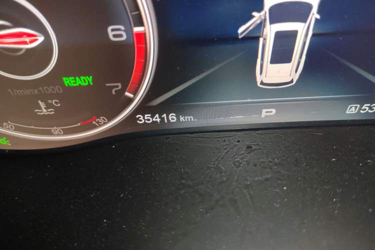 Used Hongqi HS7 2021 2.0T DCT Two-Wheel Drive Smart Connect Flagship Edition Odometer Close Up