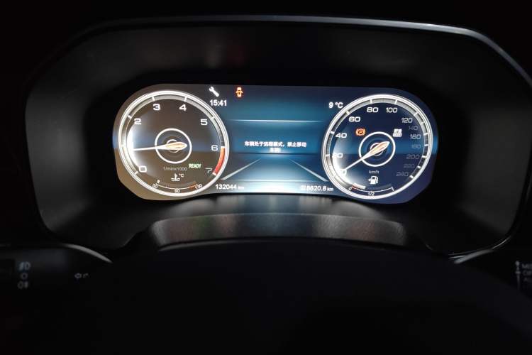 Used Hongqi HS7 2021 2.0T DCT Two-Wheel Drive Smart Connect Flagship Edition Odometer Close Up