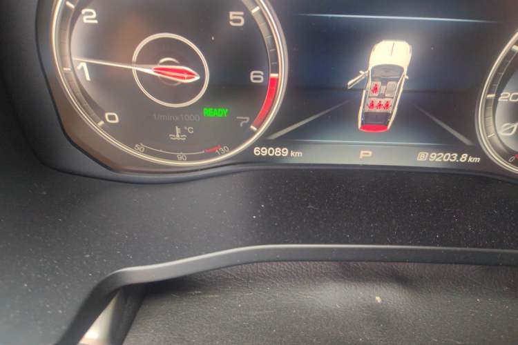 Used Hongqi HS7 2021 2.0T DCT Two-Wheel Drive Smart Connect Flagship Edition Odometer Close Up