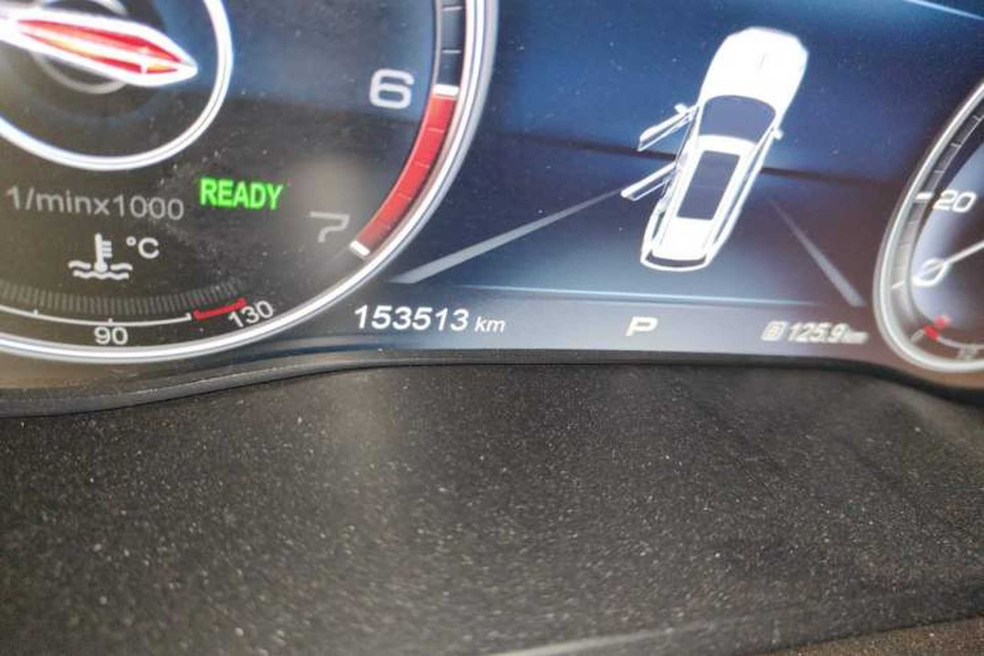 Used Hongqi HS7 2021 2.0T DCT Two-Wheel Drive Smart Connect Flagship Edition Odometer Close Up