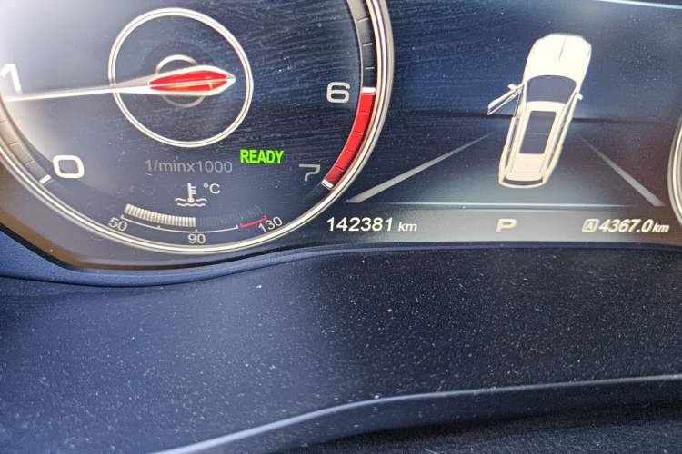 Used Hongqi HS7 2021 2.0T DCT Two-Wheel Drive Smart Connect Flagship Edition Odometer Close Up