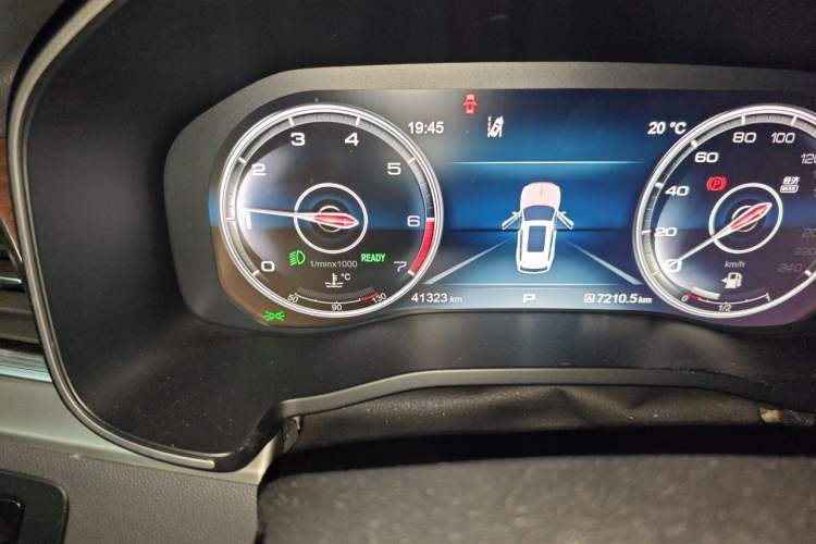 Used Hongqi HS7 2021 2.0T DCT Two-Wheel Drive Smart Connect Flagship Edition Odometer Close Up