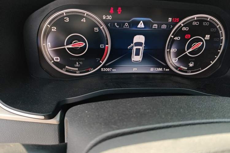 Used Hongqi HS7 2021 3.0T Automatic All-Wheel Drive ZhiLian Flagship Edition Odometer Close Up
