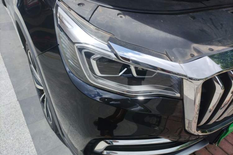 Used Hongqi HS7 2021 2.0T DCT Two-Wheel Drive Smart Connect Flagship Edition Right Front Headlight