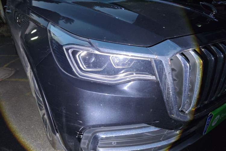 Used Hongqi HS7 2021 2.0T DCT Two-Wheel Drive Smart Connect Flagship Edition Right Front Headlight