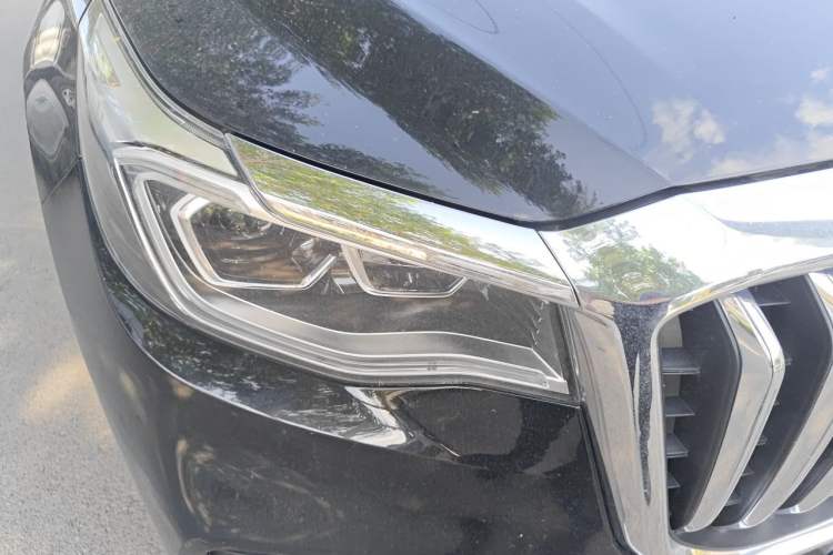 Used Hongqi HS7 2021 2.0T DCT Two-Wheel Drive Smart Connect Flagship Edition Right Front Headlight