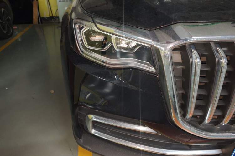 Used Hongqi HS7 2021 2.0T DCT Two-Wheel Drive Smart Connect Flagship Edition Right Front Headlight