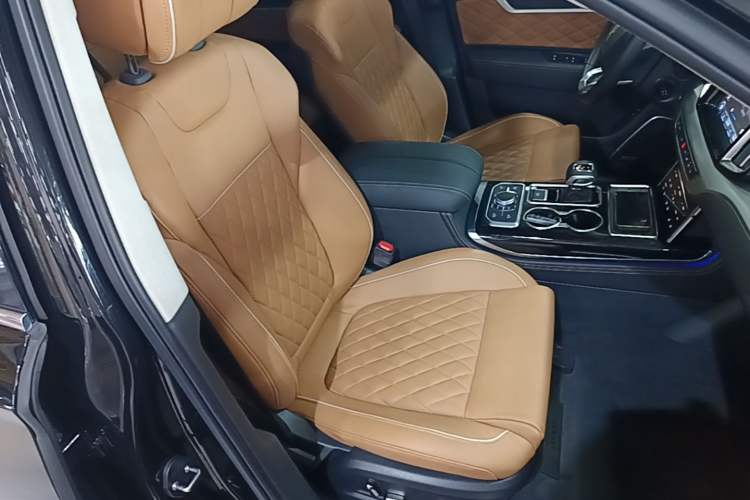Used Hongqi HS7 2021 3.0T Automatic All-Wheel Drive Smart Connect Flagship Edition Right Front Seat