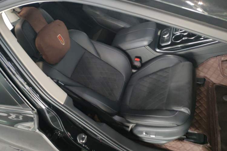 Used Hongqi HS7 2021 2.0T DCT Two-Wheel Drive Smart Connect Flagship Edition Right Front Seat