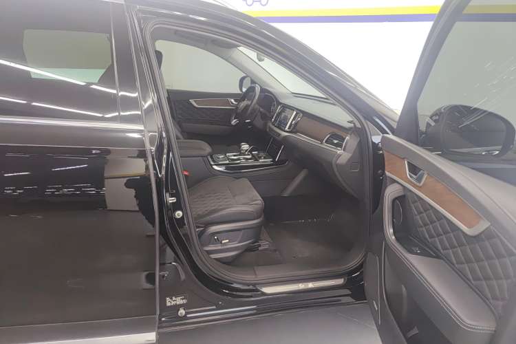 Used Hongqi HS7 2021 2.0T DCT Two-Wheel Drive Smart Connect Flagship Edition Right Front Seat