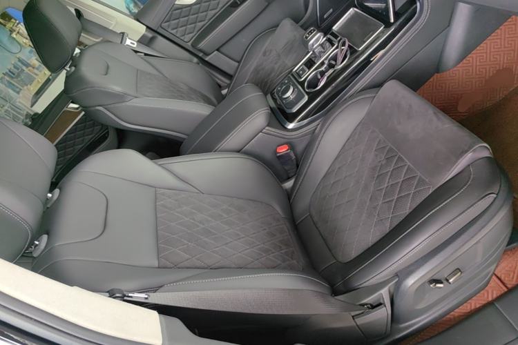 Used Hongqi HS7 2021 2.0T DCT Two-Wheel Drive Smart Connect Flagship Edition Right Front Seat