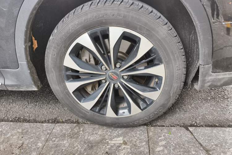 Used Hongqi HS7 2021 2.0T DCT Two-Wheel Drive Smart Connect Flagship Edition Right Front Wheel Hub