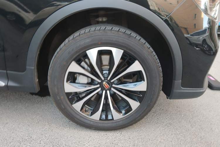 Used Hongqi HS7 2021 2.0T DCT Two-Wheel Drive Smart Connect Flagship Edition Right Front Wheel Hub