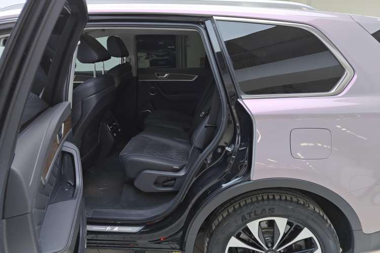 Used Hongqi HS7 2021 2.0T DCT Two-Wheel Drive Smart Connect Flagship Edition Right Rear Seat