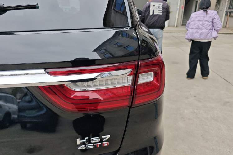 Used Hongqi HS7 2021 2.0T DCT Two-Wheel Drive Smart Connect Flagship Edition Right Rear Taillight