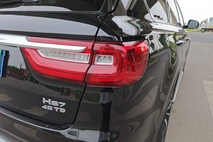 Used Hongqi HS7 2021 2.0T DCT Two-Wheel Drive Smart Connect Flagship Edition Right Rear Taillight