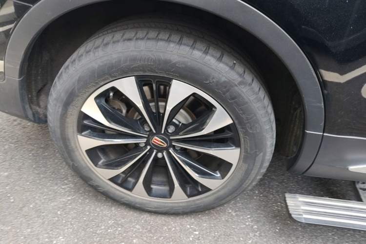 Used Hongqi HS7 2021 2.0T DCT Two-Wheel Drive Smart Connect Flagship Edition Right Rear Wheel Hub