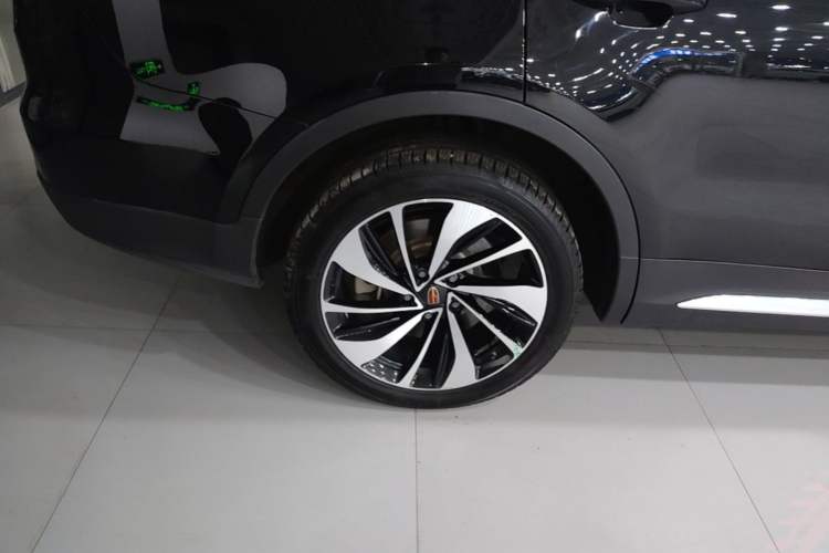 Used Hongqi HS7 2021 2.0T DCT Two-Wheel Drive Smart Connect Flagship Edition Right Rear Wheel Hub
