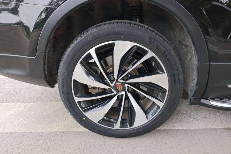 Used Hongqi HS7 2021 2.0T DCT Two-Wheel Drive Smart Connect Flagship Edition Right Rear Wheel Hub