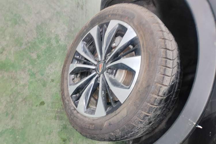 Used Hongqi HS7 2021 3.0T Automatic All-Wheel Drive Smart Connect Flagship Edition Right Rear Wheel Hub