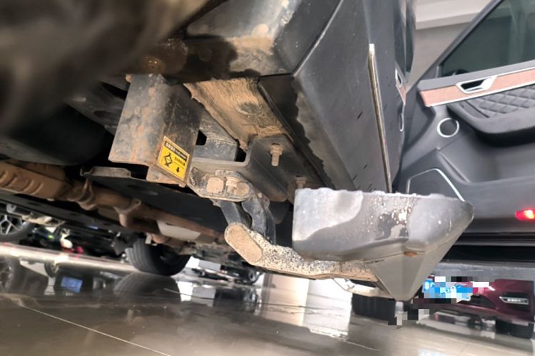 Used Hongqi HS7 2021 3.0T Automatic All-Wheel Drive Smart Connect Flagship Edition Right Side Sill