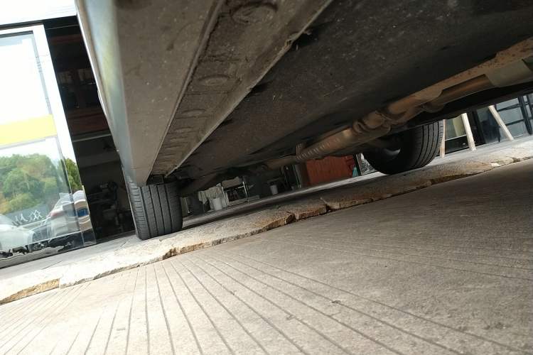 Used Hongqi HS7 2021 3.0T Automatic All-Wheel Drive Smart Connect Flagship Edition Right Side Sill
