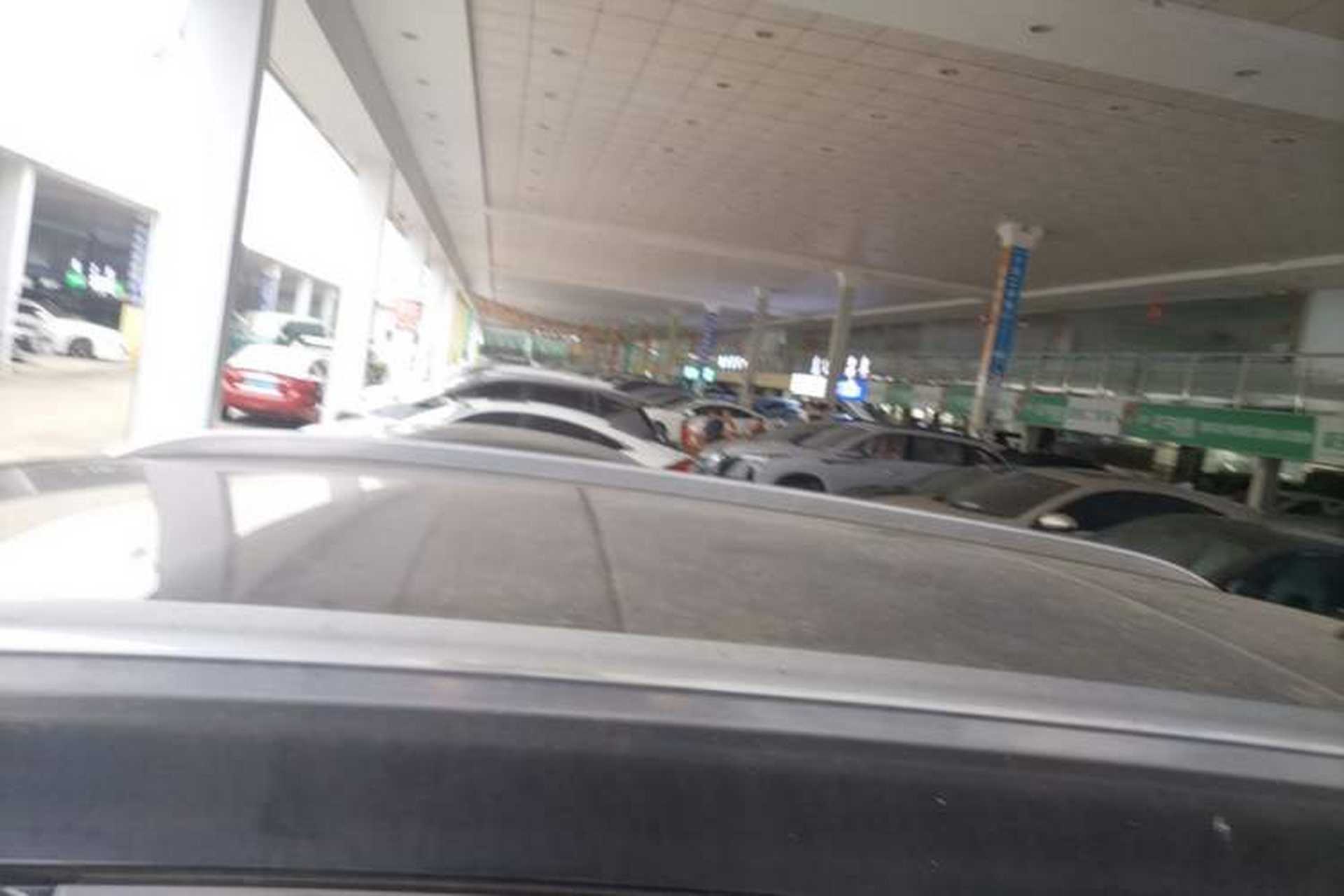 Used Hongqi HS7 2021 2.0T DCT Two-Wheel Drive Smart Connect Flagship Edition Roof