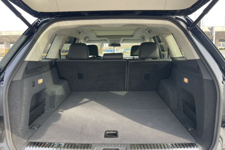 Used Hongqi HS7 2021 3.0T Automatic All-Wheel Drive Smart Connect Flagship Edition Trunk