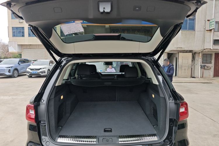 Used Hongqi HS7 2021 2.0T DCT Two-Wheel Drive Smart Connect Flagship Edition Trunk