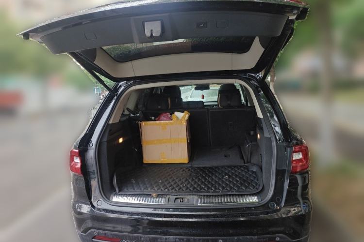 Used Hongqi HS7 2021 2.0T DCT Two-Wheel Drive Smart Connect Flagship Edition Trunk