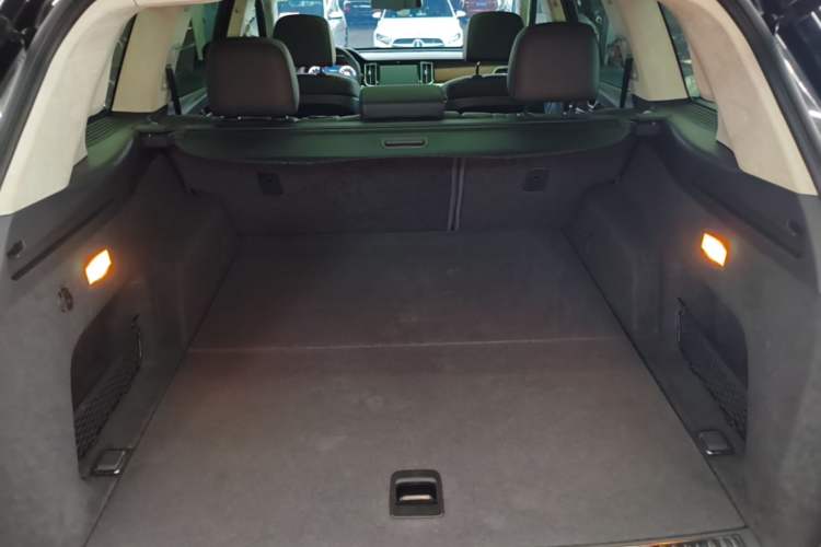Used Hongqi HS7 2021 3.0T Automatic All-Wheel Drive Smart Connect Flagship Edition Trunk