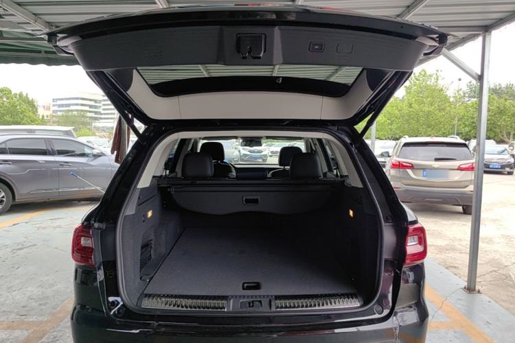 Used Hongqi HS7 2021 2.0T DCT Two-Wheel Drive Smart Connect Flagship Edition Trunk