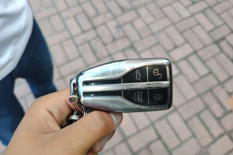 Used Hongqi HS7 2021 3.0T Automatic All-Wheel Drive Smart Connect Flagship Edition Vehicle Key