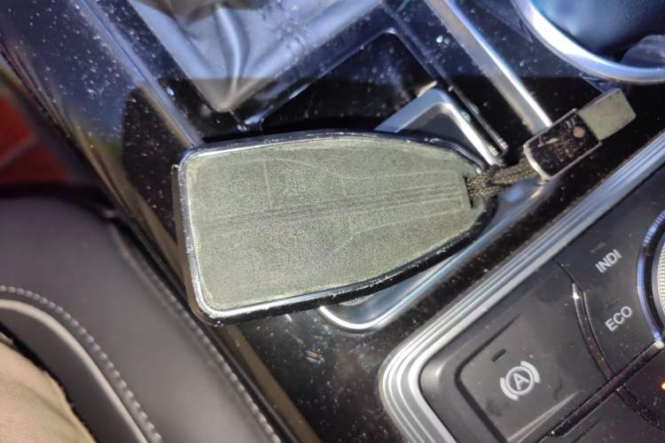 Used Hongqi HS7 2021 3.0T Automatic All-Wheel Drive Smart Connect Flagship Edition Vehicle Key