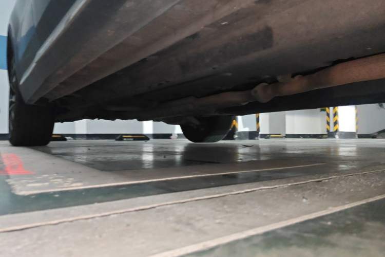 Used Hongqi HS7 2021 2.0T DCT Two-Wheel Drive Smart Connect Flagship Edition Chassis Front Right