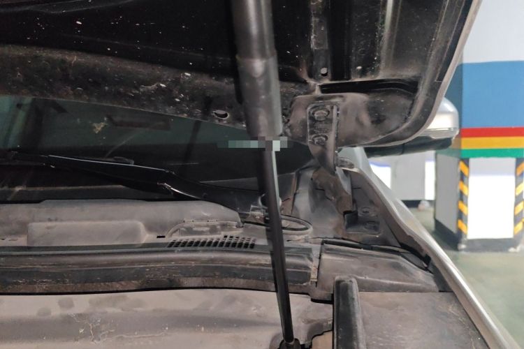 Used Hongqi HS7 2021 2.0T DCT Two-Wheel Drive Smart Connect Flagship Edition Engine Bay Left