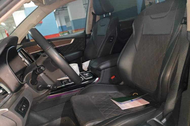 Used Hongqi HS7 2021 2.0T DCT Two-Wheel Drive Smart Connect Flagship Edition Left Front Seat
