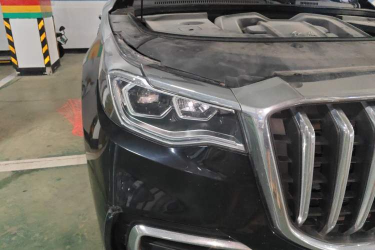 Used Hongqi HS7 2021 2.0T DCT Two-Wheel Drive Smart Connect Flagship Edition Right Front Headlight