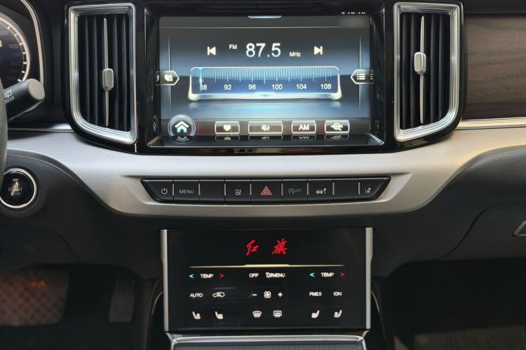 Used Hongqi HS7 2022 3.0T Automatic All-Wheel Drive ZhiLian Flagship Edition Five Seats Audio And AC Panel