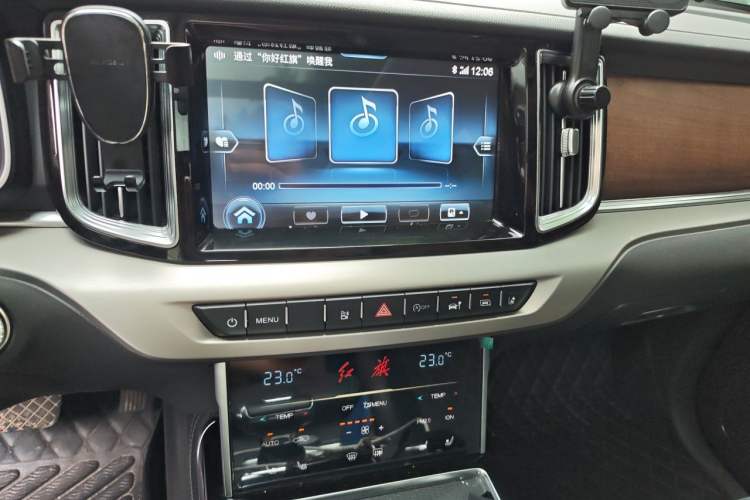 Used Hongqi HS7 2022 2.0T DCT Two-Wheel Drive Smart Connect Flagship Edition 7 Seats Audio And AC Panel
